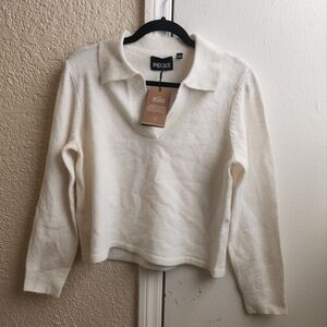 NWT Pieces- Crop Johnny Collar Sweater